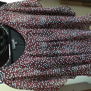 Laura Petites Flowy Short-Sleeved Scoop Neck Top - Women's Size Large